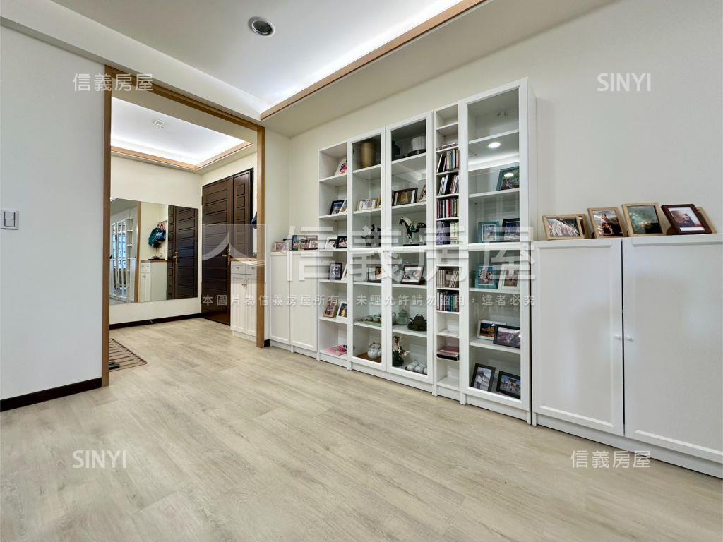 十里靜安樹海大三房雙車位房屋室內格局與周邊環境