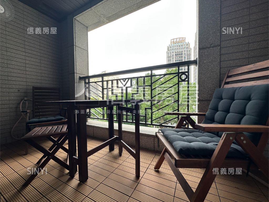 十里靜安樹海大三房雙車位房屋室內格局與周邊環境