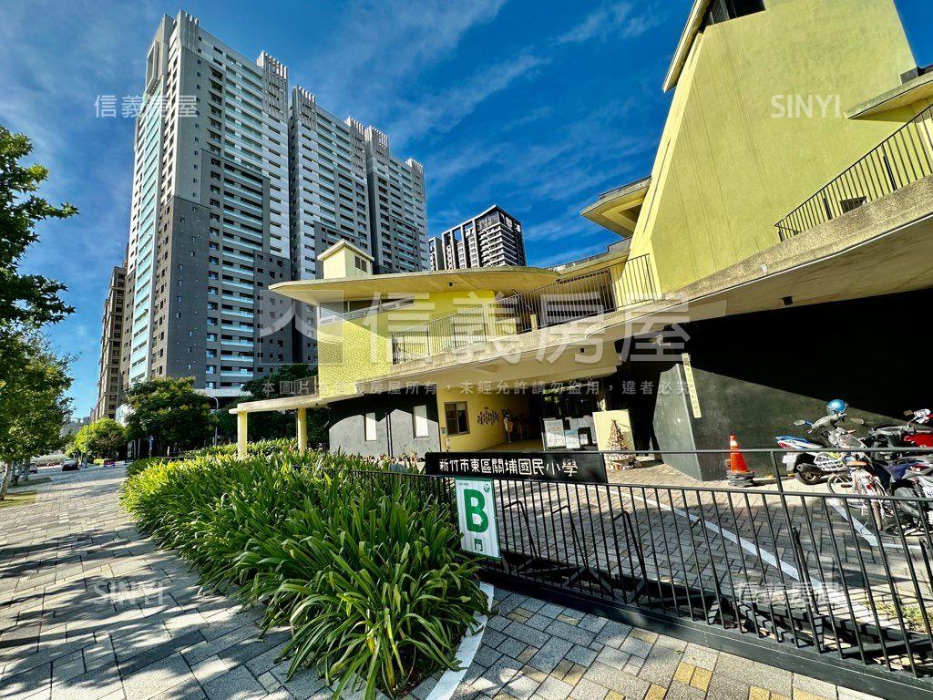 十里靜安樹海大三房雙車位房屋室內格局與周邊環境