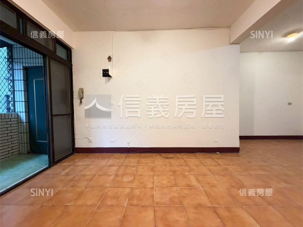 中誠方正邊間三樓美寓房屋室內格局與周邊環境