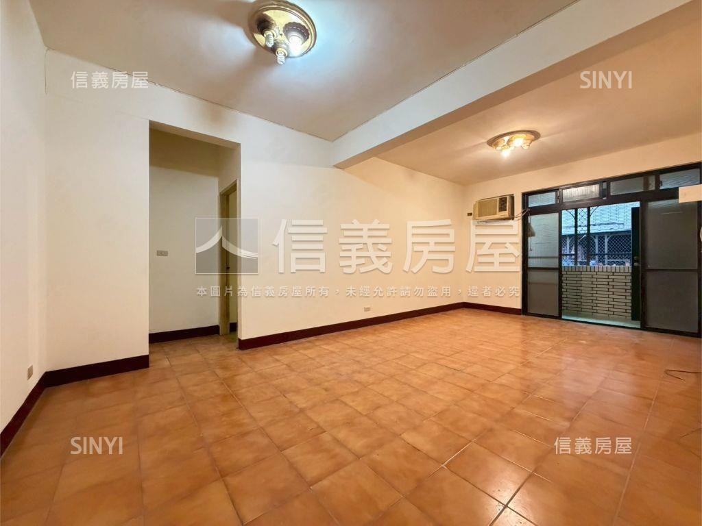 中誠方正邊間三樓美寓房屋室內格局與周邊環境