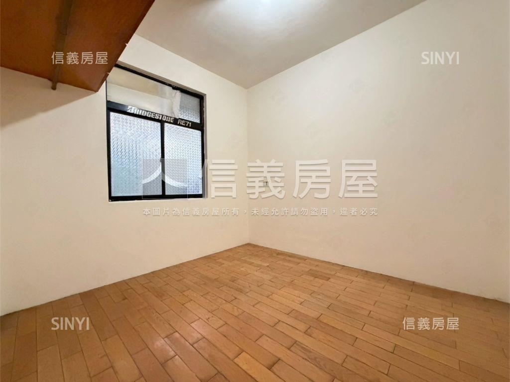 中誠方正邊間三樓美寓房屋室內格局與周邊環境