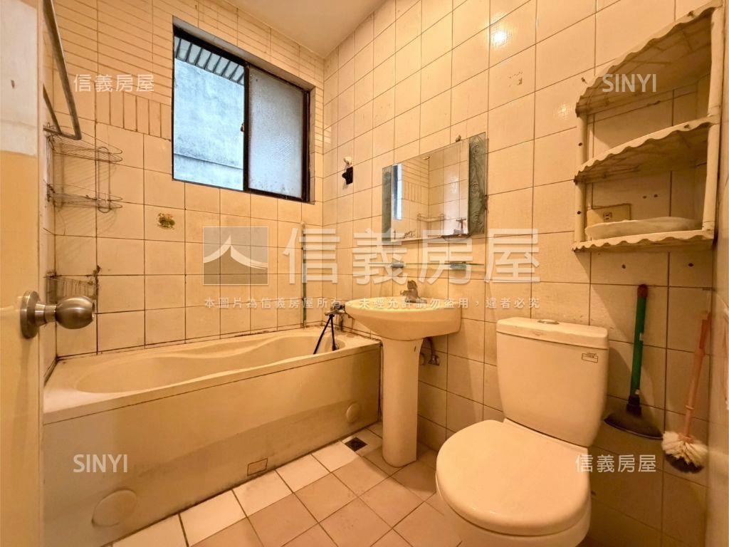 中誠方正邊間三樓美寓房屋室內格局與周邊環境