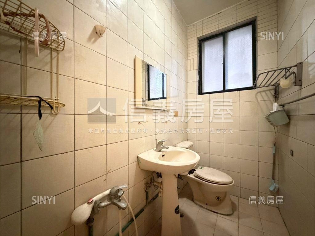 中誠方正邊間三樓美寓房屋室內格局與周邊環境