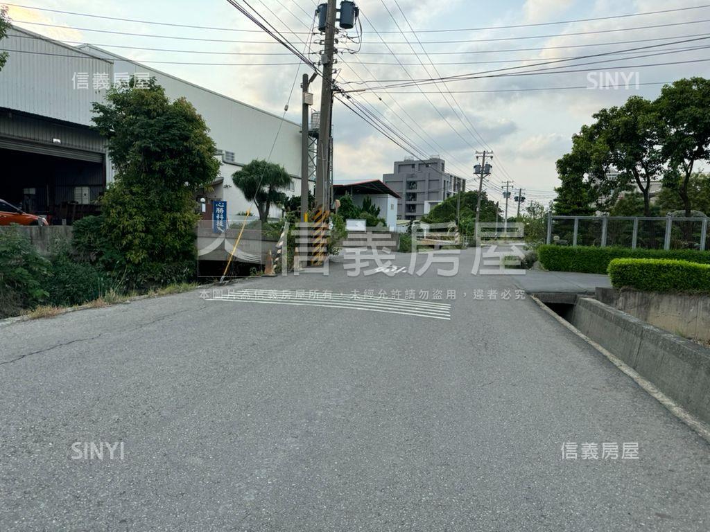近大嘉國小臨路農地房屋室內格局與周邊環境