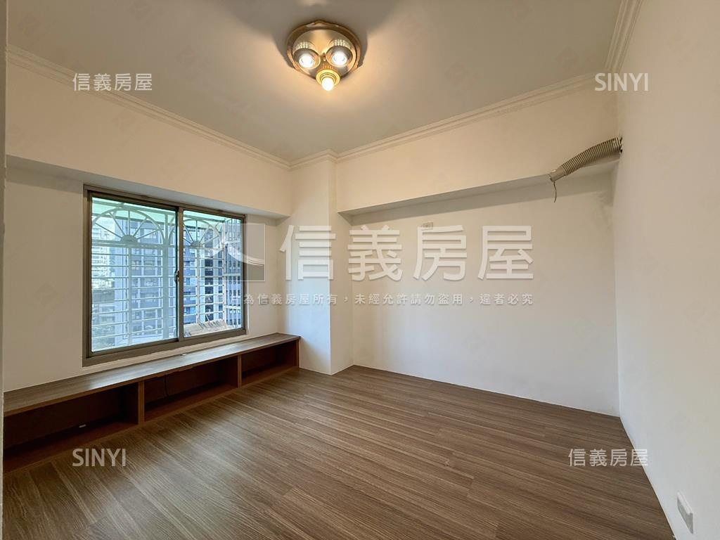 貴族名門。日出房屋室內格局與周邊環境