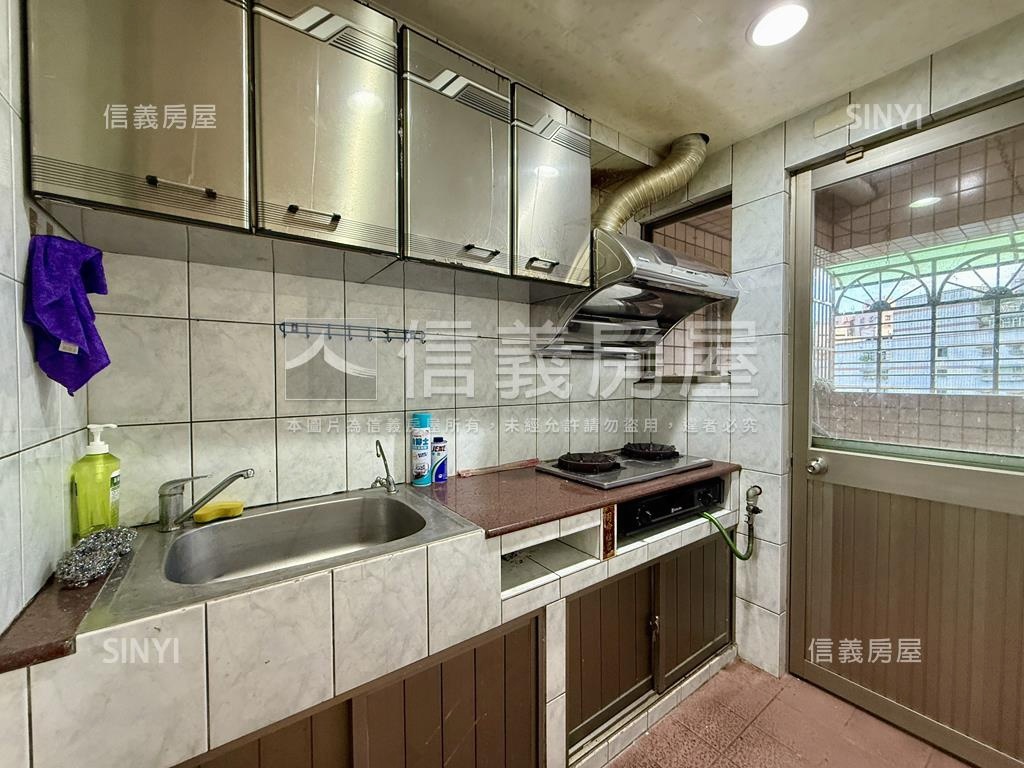 貴族名門。日出房屋室內格局與周邊環境