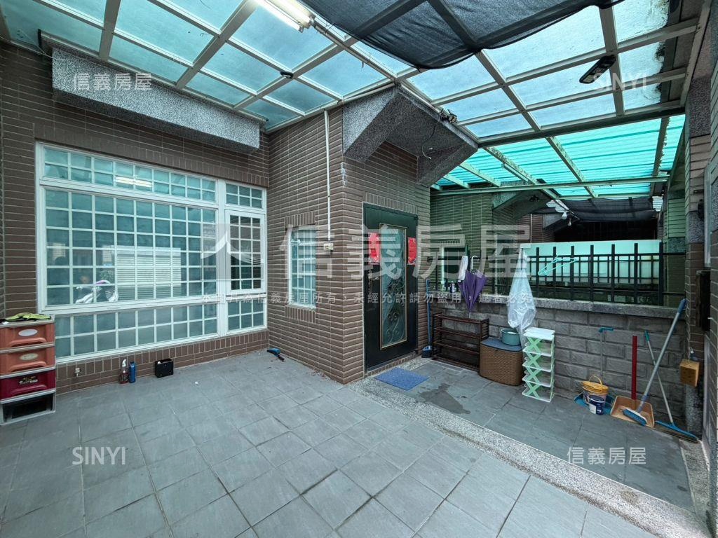 近小學寧靜前院停車別墅房屋室內格局與周邊環境