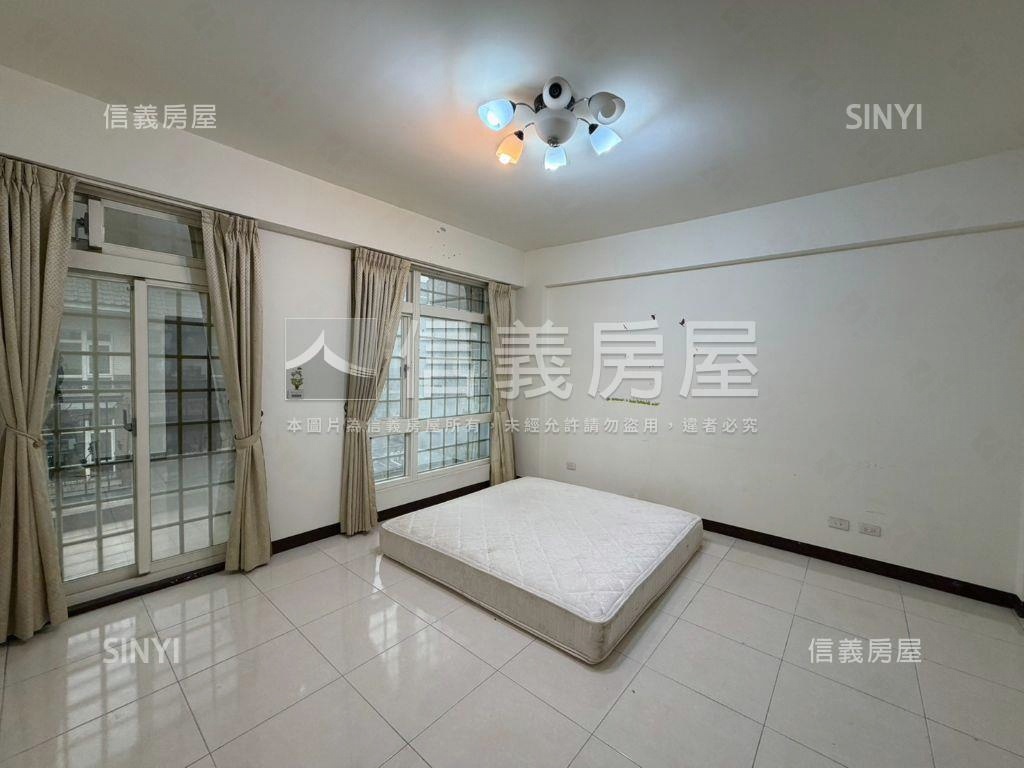 近小學寧靜前院停車別墅房屋室內格局與周邊環境