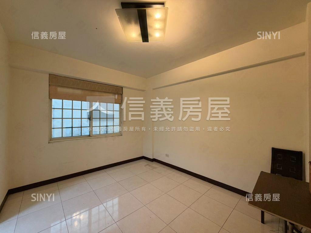 近小學寧靜前院停車別墅房屋室內格局與周邊環境