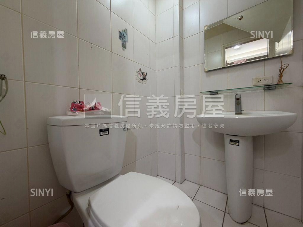 近小學寧靜前院停車別墅房屋室內格局與周邊環境