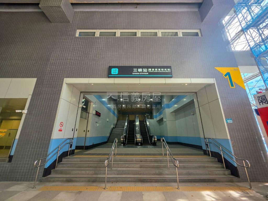 捷運＊佳河Ⅱ衛浴開窗兩房房屋室內格局與周邊環境