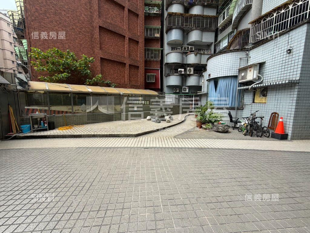 ★三重捷運精美電梯Ｃ戶房屋室內格局與周邊環境