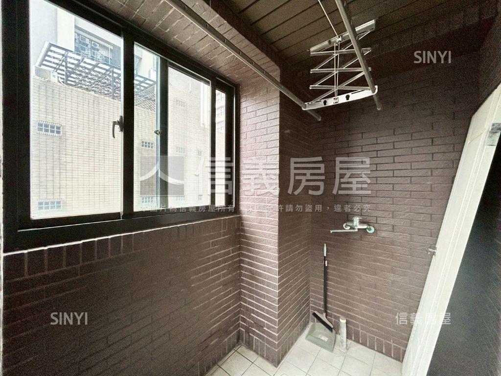專任✿佐多稻子大✿大四房房屋室內格局與周邊環境