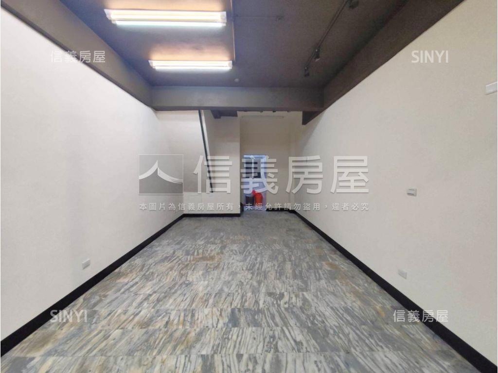 六合正路吃市金店面房屋室內格局與周邊環境