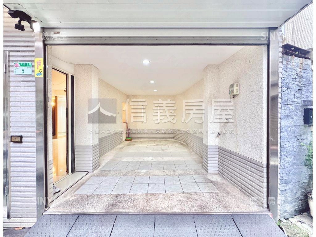 天母北路★美妝車庫一樓房屋室內格局與周邊環境