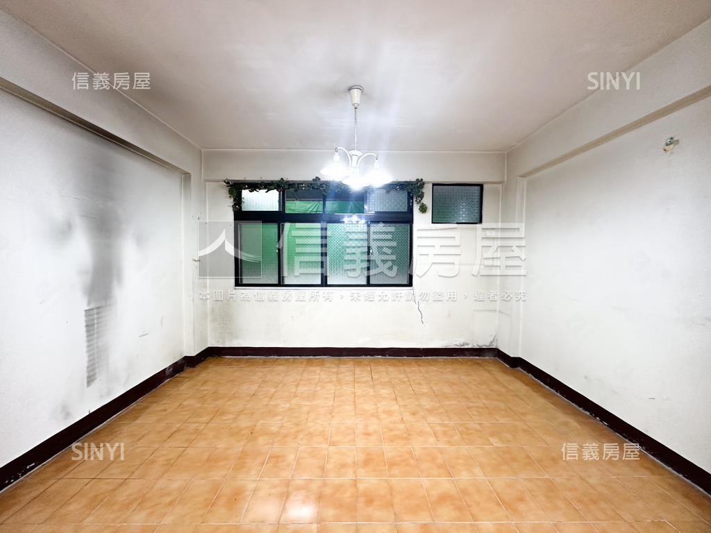台中國小旁３樓雙陽台美寓房屋室內格局與周邊環境