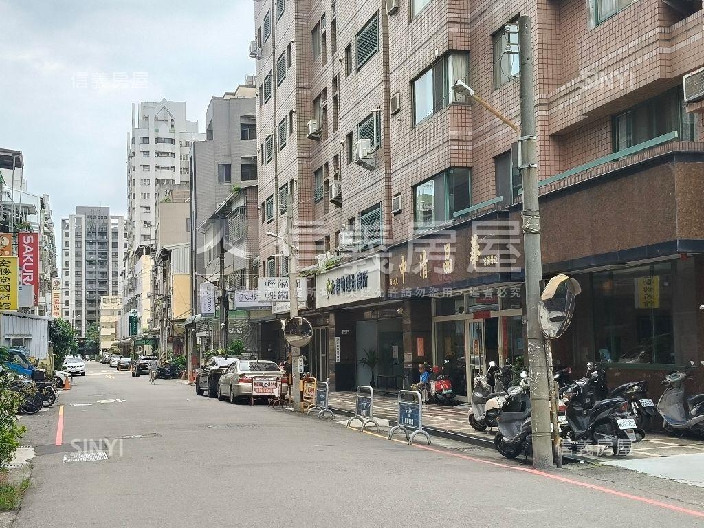 中清晶華４＋１室平面車位房屋室內格局與周邊環境