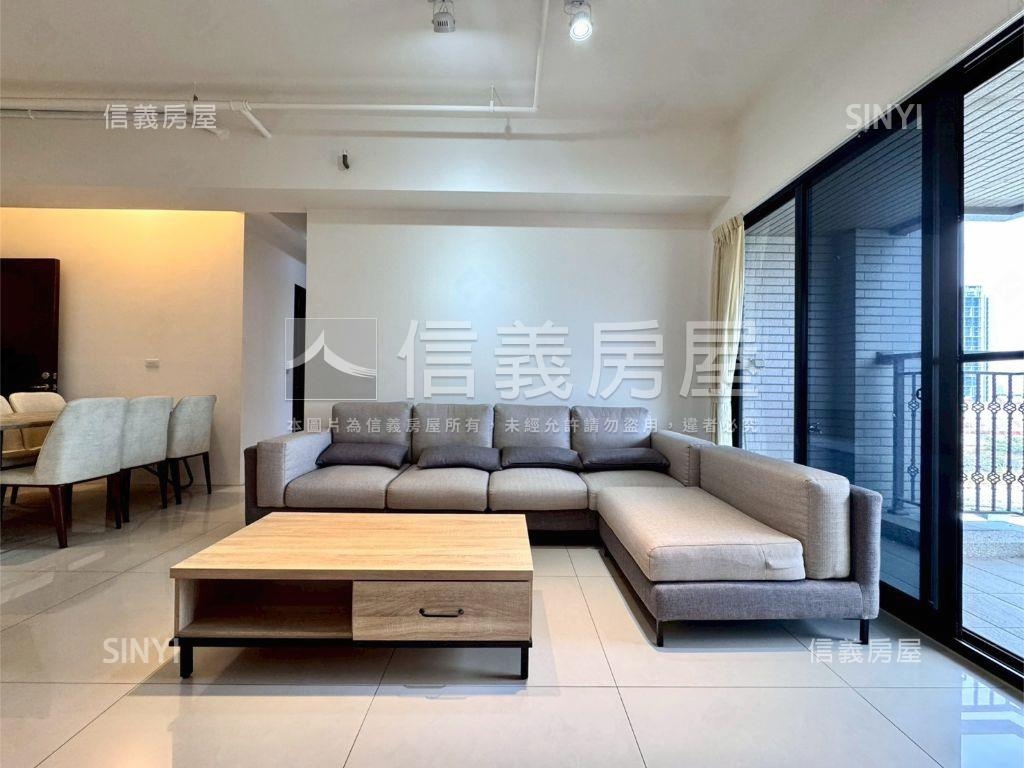 仰峰視野三房雙車位房屋室內格局與周邊環境