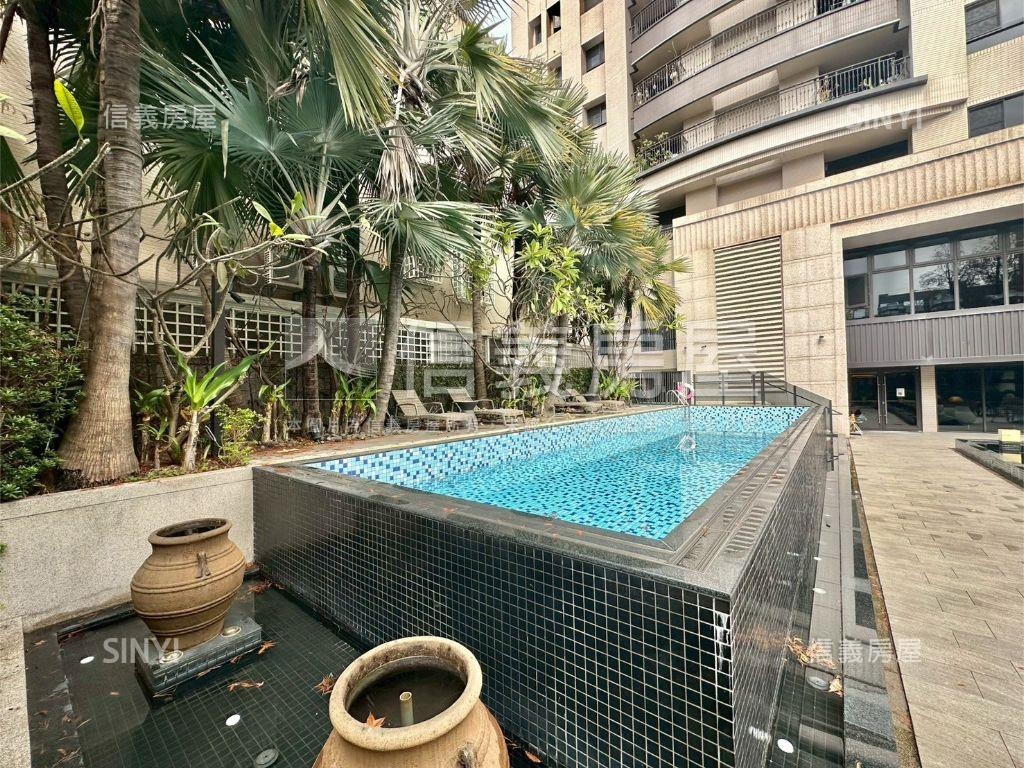 仰峰視野三房雙車位房屋室內格局與周邊環境