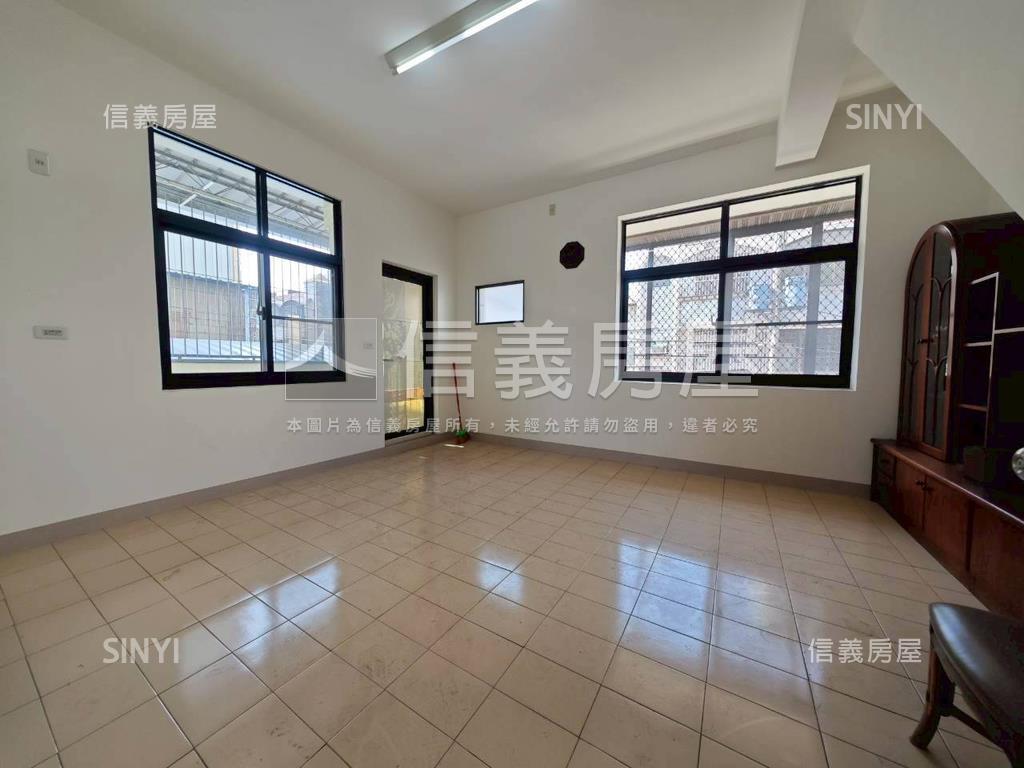 中正二街面寬廠房房屋室內格局與周邊環境