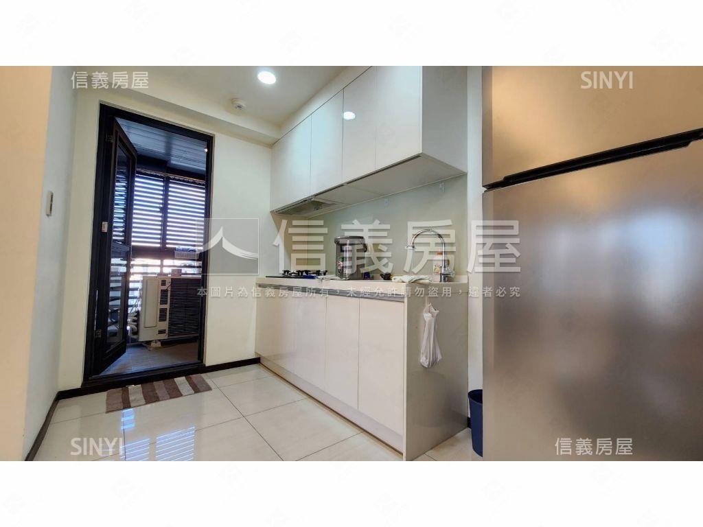 翔譽１７明廳兩房車位房屋室內格局與周邊環境