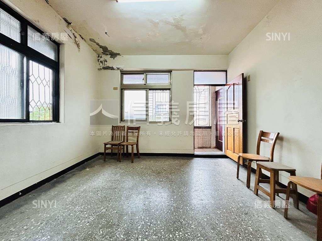 低總價成家立業邊間三房房屋室內格局與周邊環境