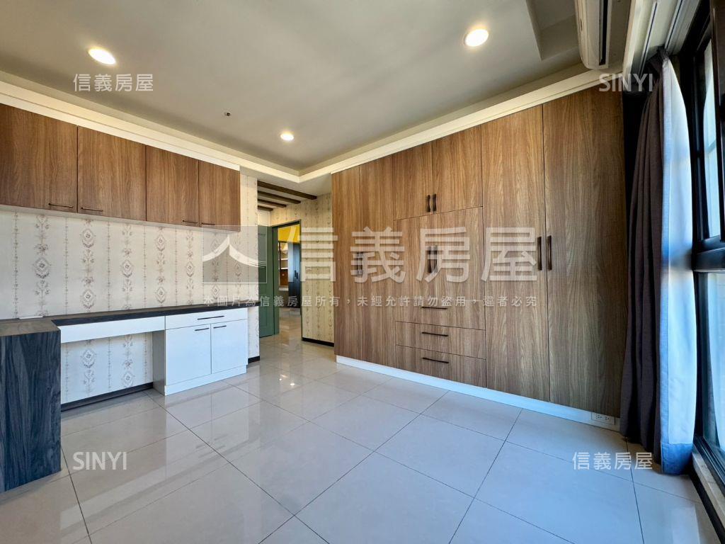 冠雲集高樓採光三房雙車位房屋室內格局與周邊環境