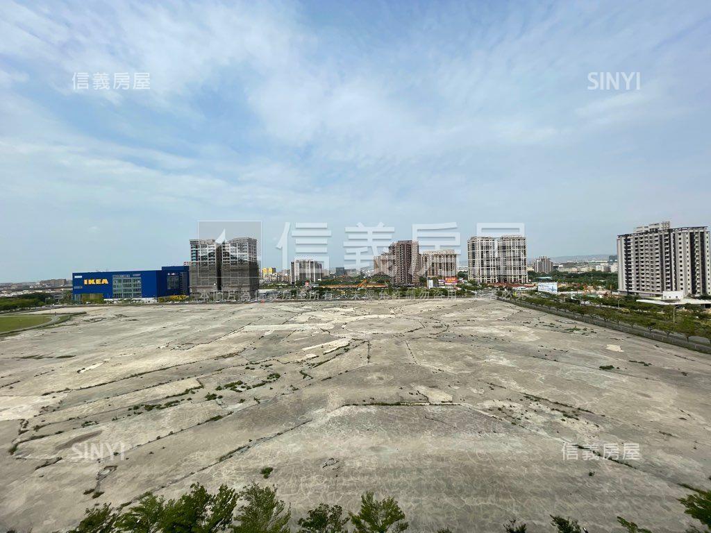 青埔高鐵站前金融雙星商辦房屋室內格局與周邊環境
