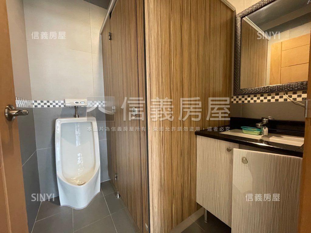 青埔高鐵站前金融雙星商辦房屋室內格局與周邊環境