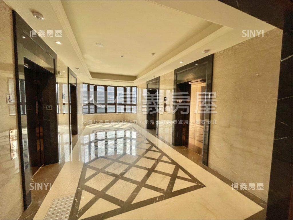 青埔高鐵站前金融雙星商辦房屋室內格局與周邊環境