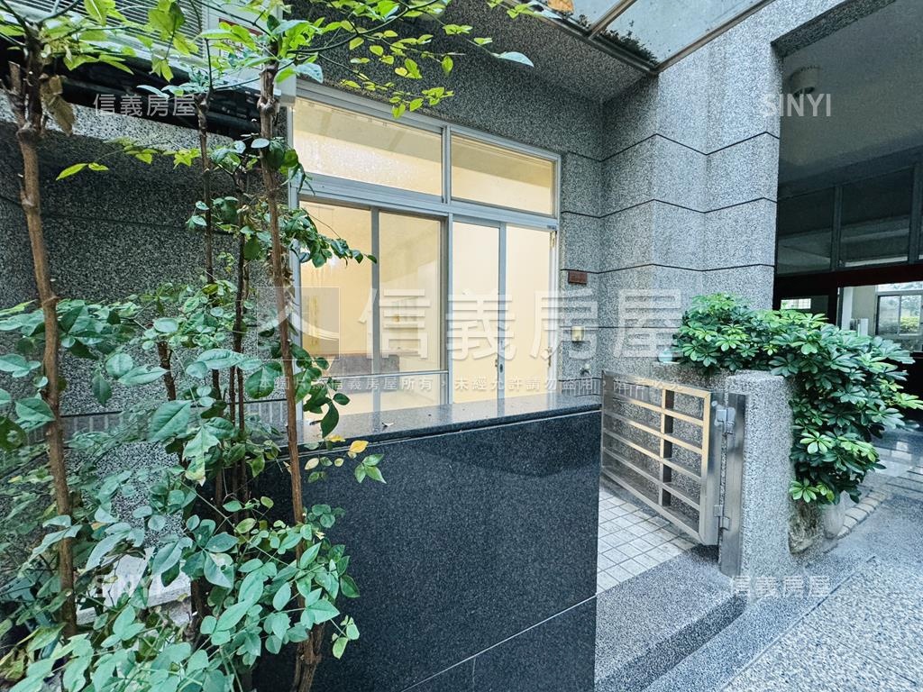 林鼎願景三房平面車位房屋室內格局與周邊環境