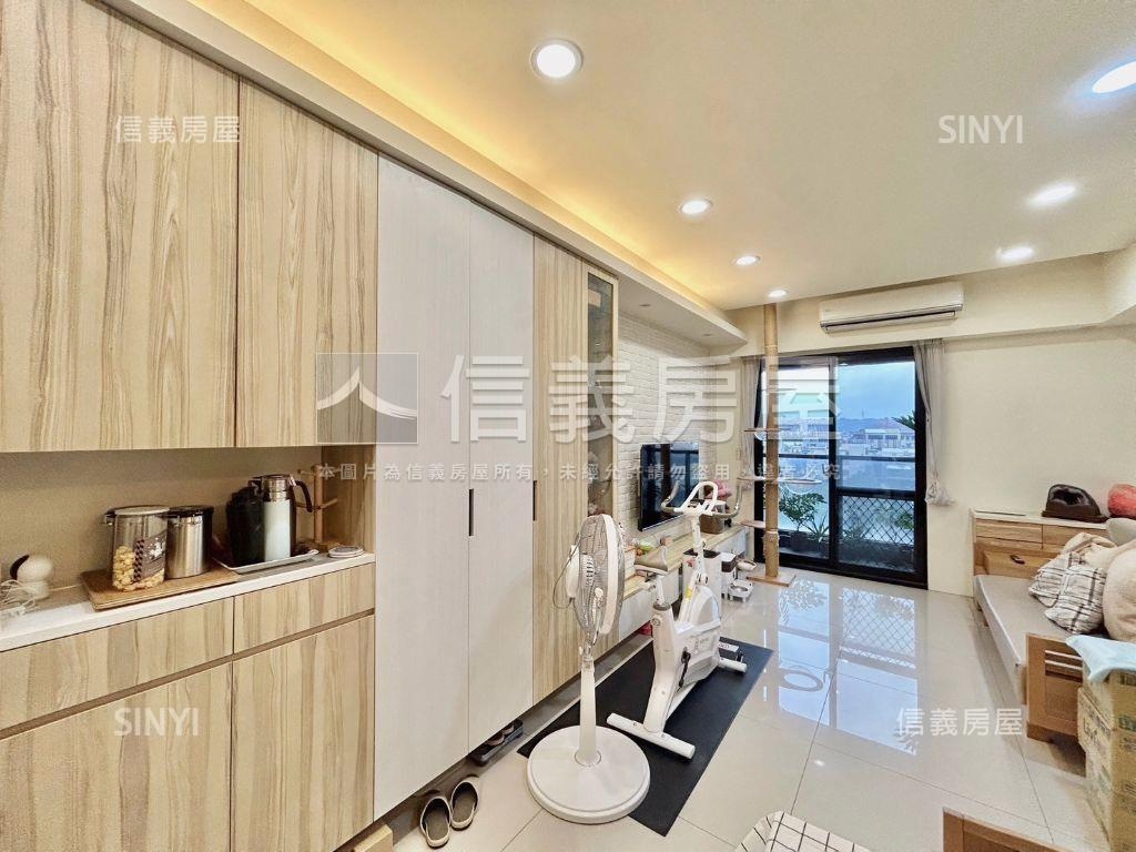 富宇學學美裝潢視野兩房房屋室內格局與周邊環境