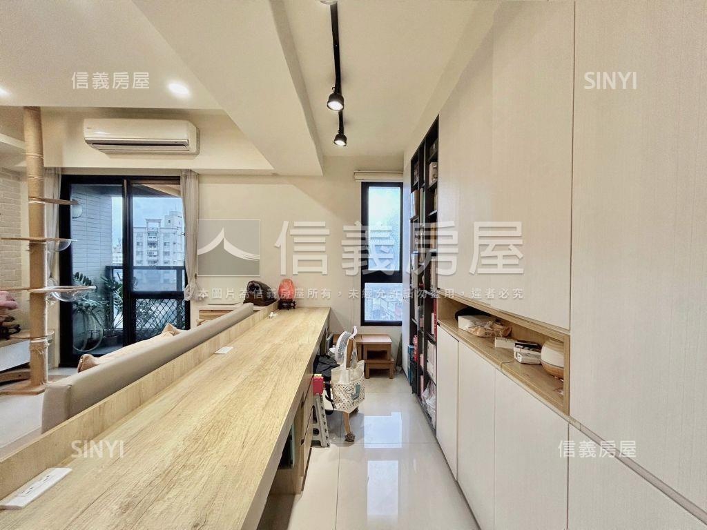 富宇學學美裝潢視野兩房房屋室內格局與周邊環境