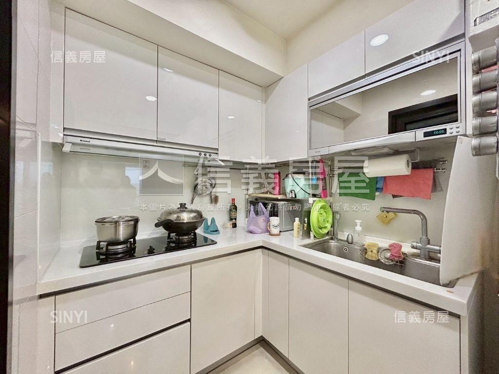 富宇學學美裝潢視野兩房房屋室內格局與周邊環境