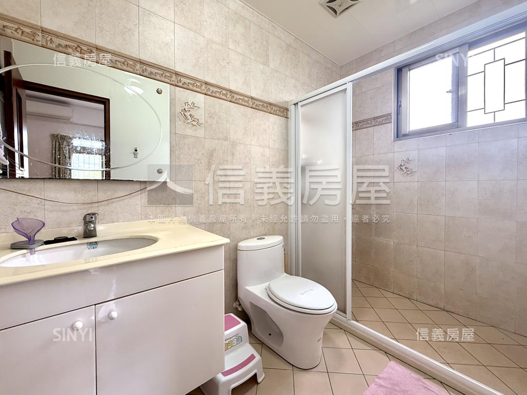 讚！國六旁千坪角間別墅房屋室內格局與周邊環境