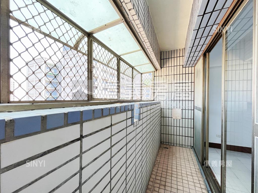 機能佳免整理大三房房屋室內格局與周邊環境