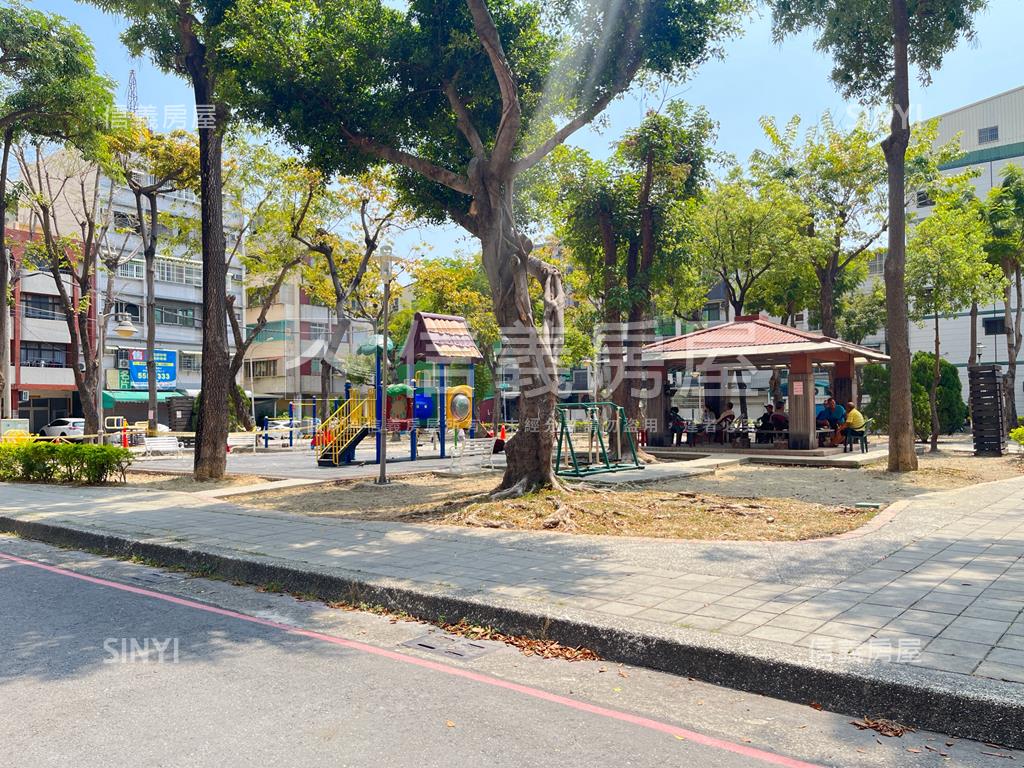 機能佳免整理大三房房屋室內格局與周邊環境