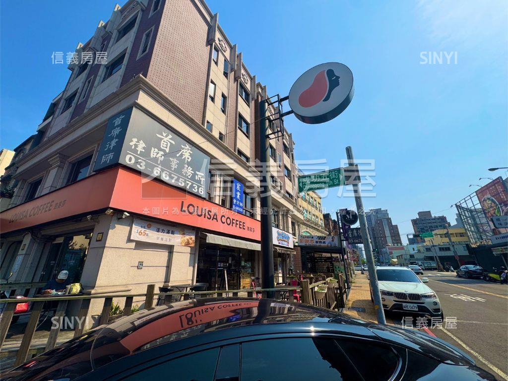 雙面臨路黃金角邊土地房屋室內格局與周邊環境