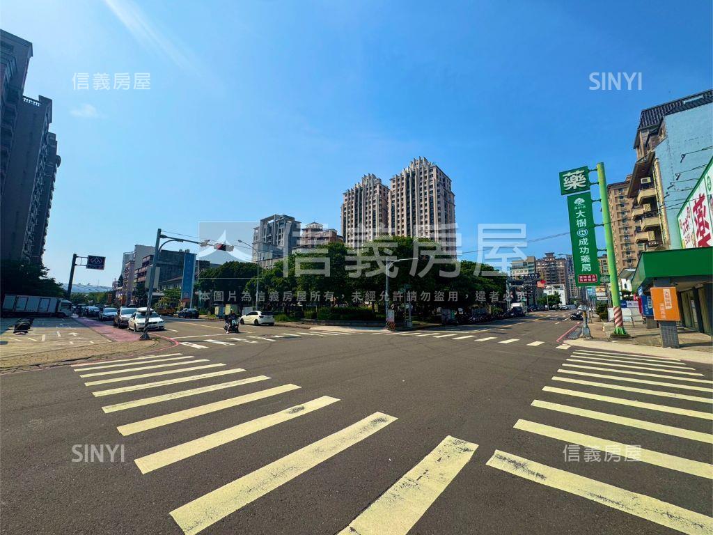 雙面臨路黃金角邊土地房屋室內格局與周邊環境