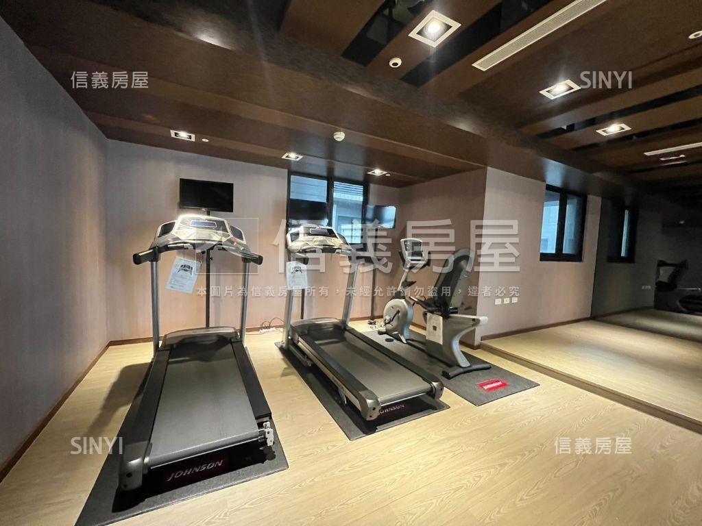 【主推】新世紀兩房車位房屋室內格局與周邊環境