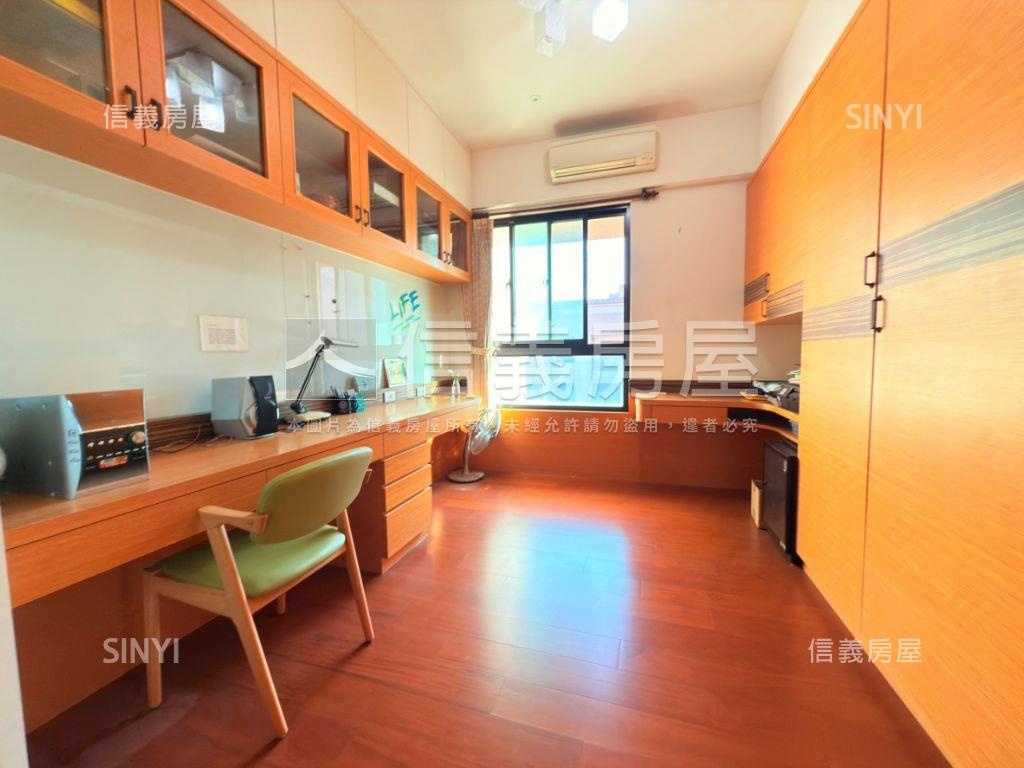 １１期日出登陽高樓四房房屋室內格局與周邊環境