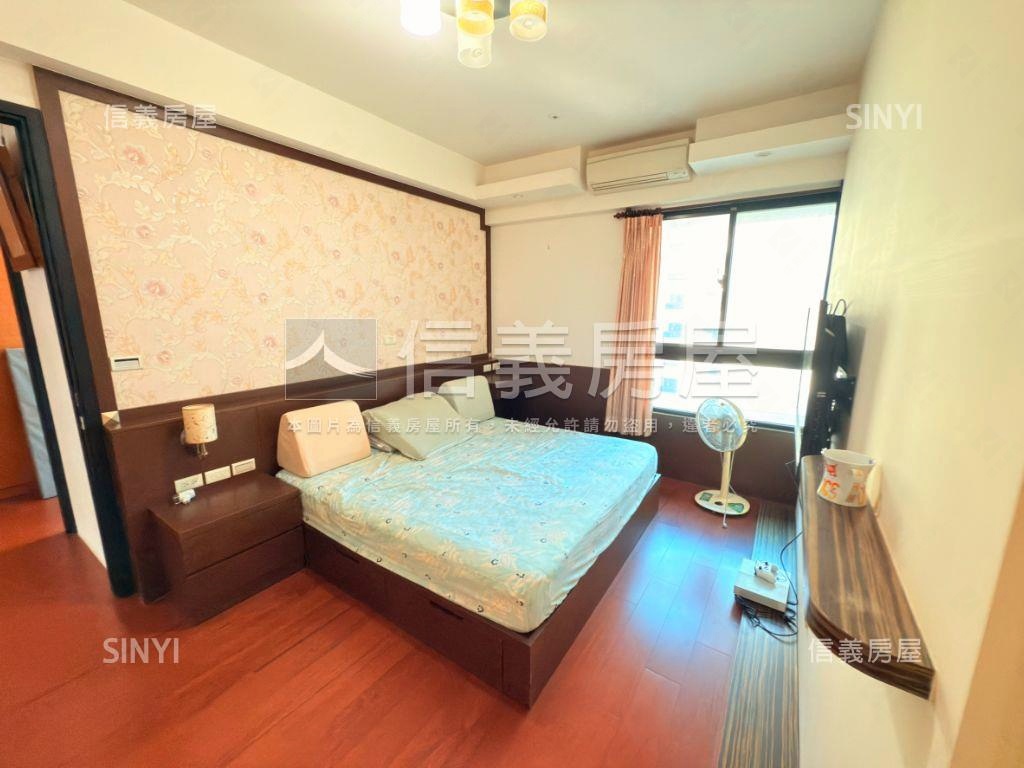 １１期日出登陽高樓四房房屋室內格局與周邊環境