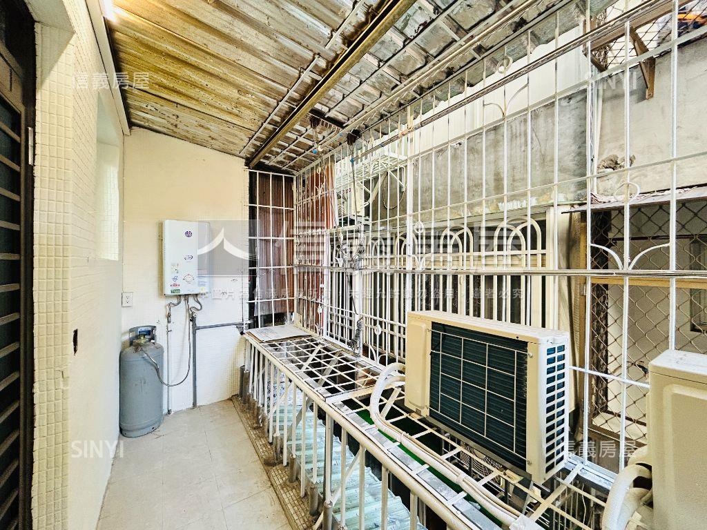 三重公寓三樓房屋室內格局與周邊環境