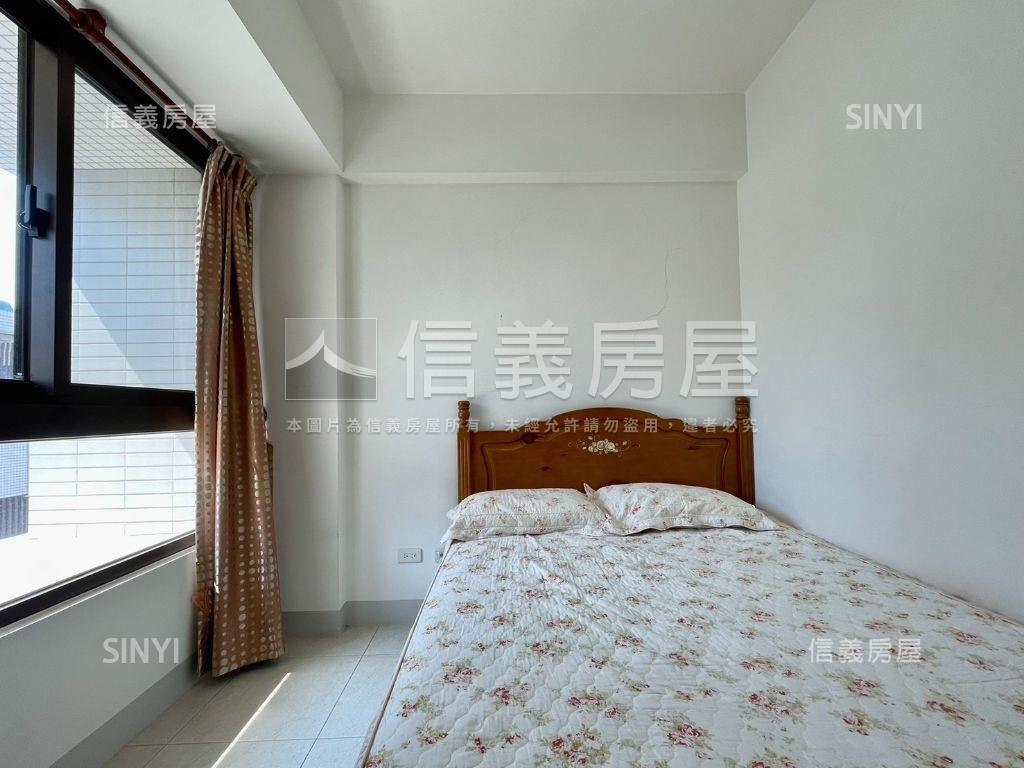 桂林商圈屋齡６年質感別墅房屋室內格局與周邊環境