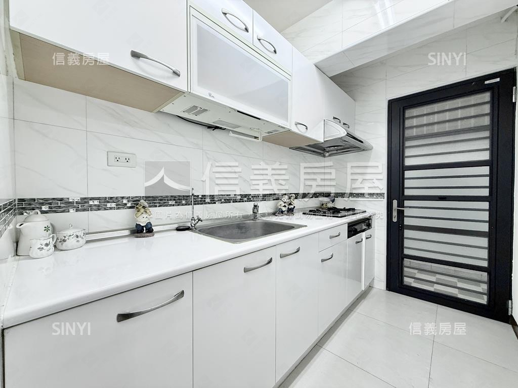 一心角窗精美屋況一樓美寓房屋室內格局與周邊環境