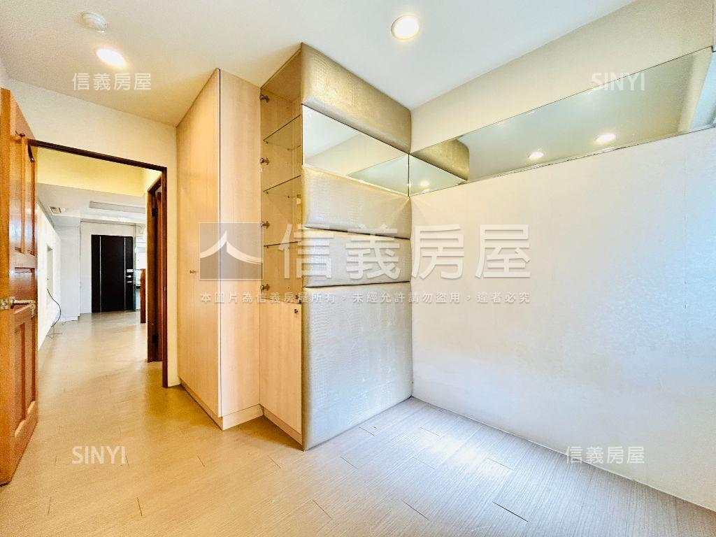 青安首選高樓層後棟兩房房屋室內格局與周邊環境