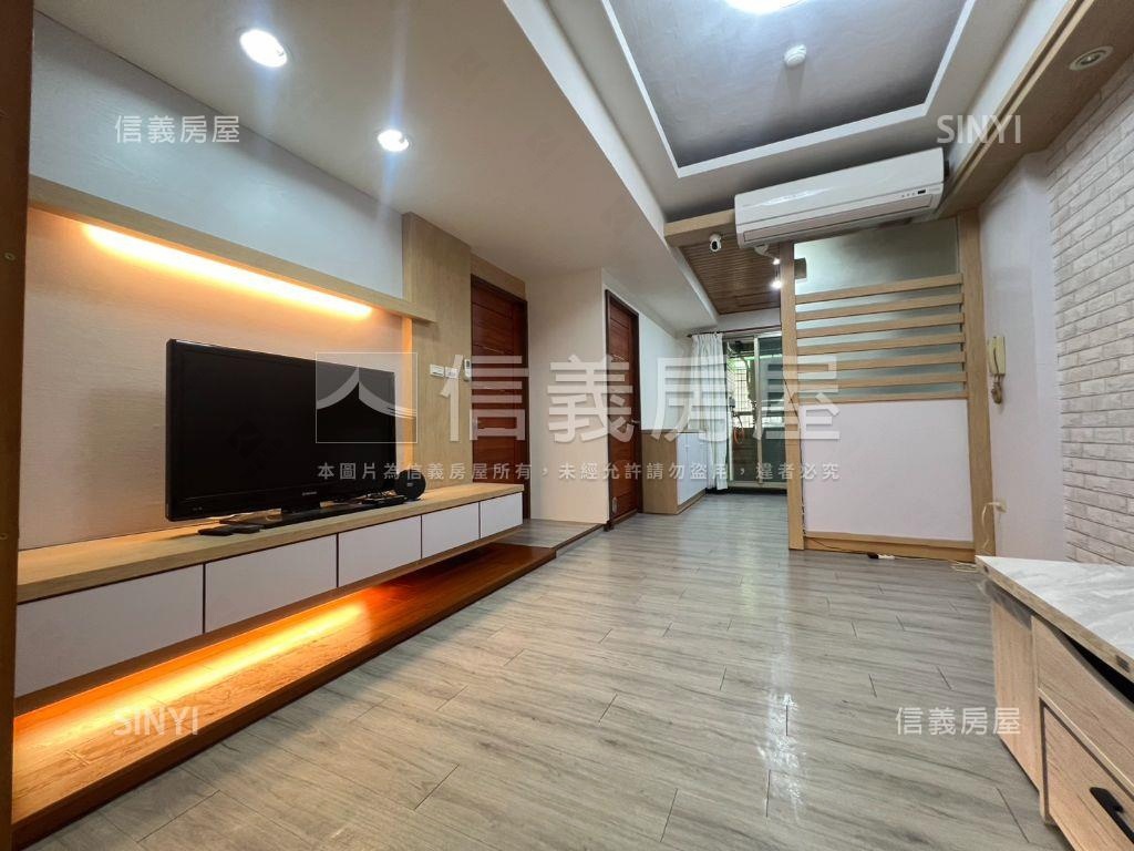 成大商圈電梯美裝兩房房屋室內格局與周邊環境