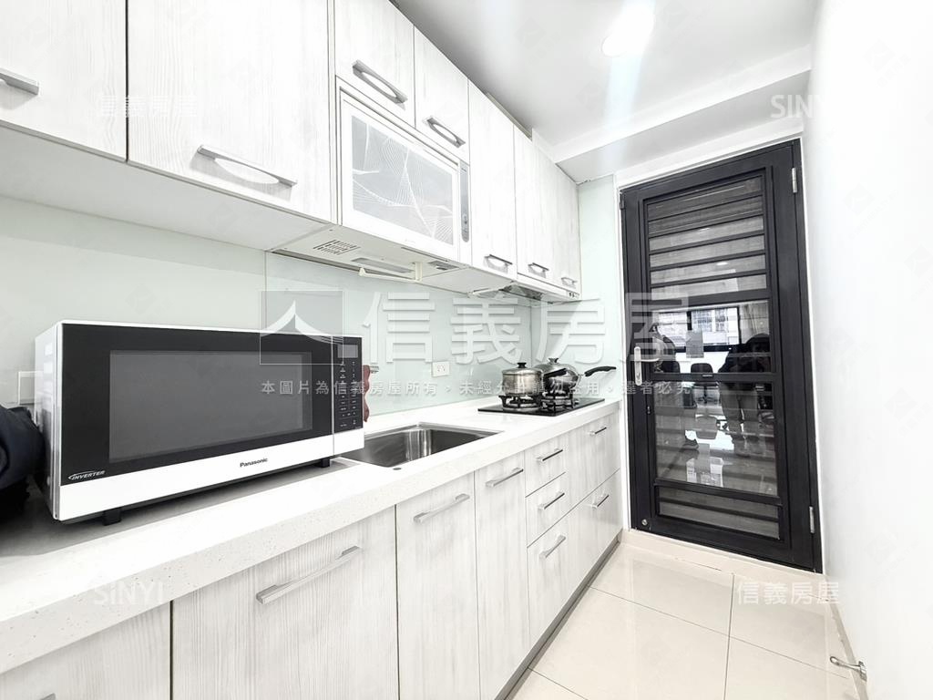 天天微笑三房平車房屋室內格局與周邊環境