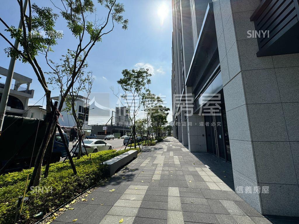 達麗創世紀稀有格局店面房屋室內格局與周邊環境